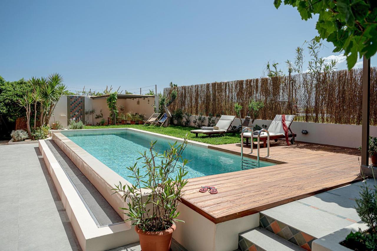 The House By The Sea Villa Kato Daratso Exteriör bild